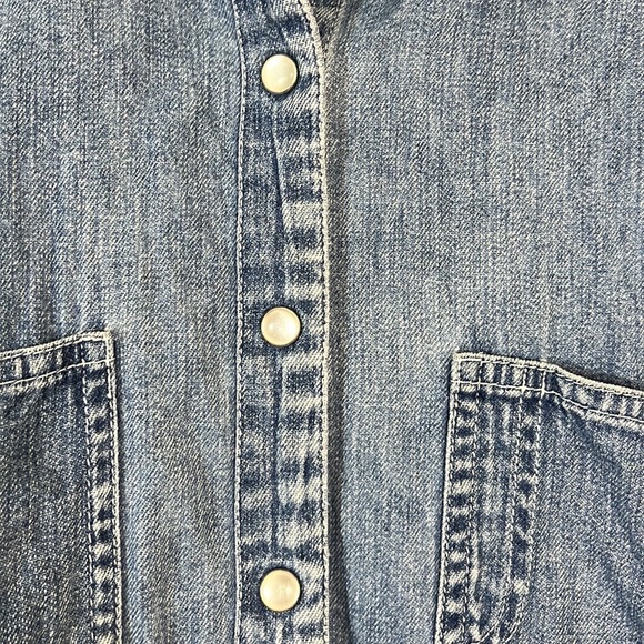 Vintage The Limited short sleeve snap button down denim shirt, size M - Picture 5 of 6